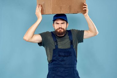 işçi kutuları el dağıtım hizmeti paketleme yaşam tarzı mavi arkaplan