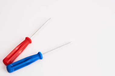 Onarım endüstrisi için hafif arka plan donanımı üzerinde tornavidalar