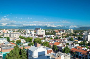 Salta güzel şehir. Kuzey Arjantin. Teleferik dan havadan görünümü