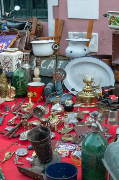 Antieke Objecten Een Rommelmarkt Cordoba Argentinië — Stockfoto