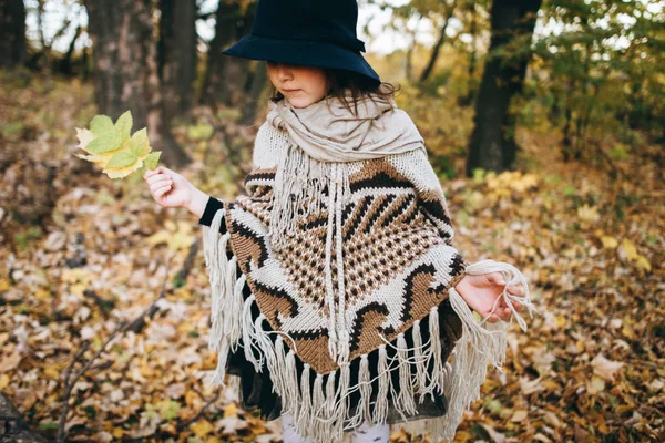 Girl Poncho Hat Walking Autumnal Forest — Stock Photo, Image