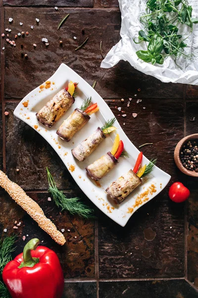 Brötchen Aus Auberginen Tomaten Und Paprika Vegetarische Kost — Stockfoto