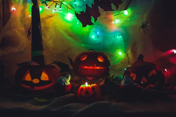 Helloween Fiesta Decoración Calabazas Talladas Espeluznantes Caras Miedo Con Luz Imágenes de stock libres de derechos