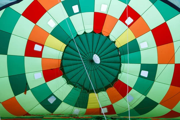 Insidan i luftballong — Stockfoto