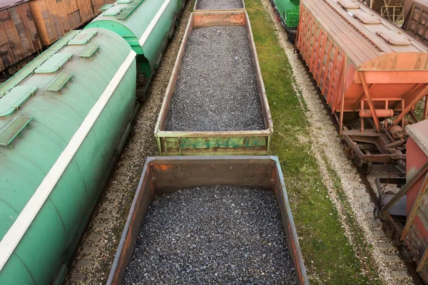 Vagoane Tren Marfă Care Aşteaptă Gară Vagonul Central Cărbune — Fotografie, imagine de stoc