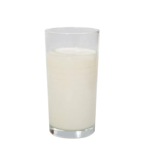 Leche fresca en el vaso sobre fondo blanco — Foto de Stock