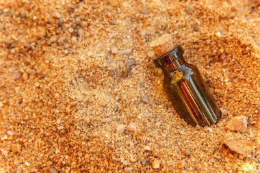 Yazın bir kumsalın kumsal desenine yakın çekim