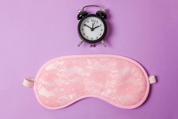 Slapende Oog Masker Wekker Geïsoleerd Paars Violet Pastel Kleurige Trendy — Stockfoto