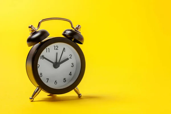 Ringing Twin Bell Vintage Classic Alarm Clock Isolated Yellow Colourful — Stock Photo, Image