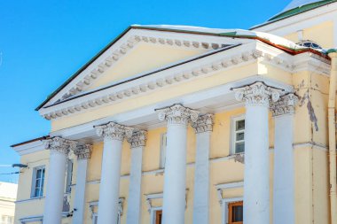 Eski model bina cephesi 