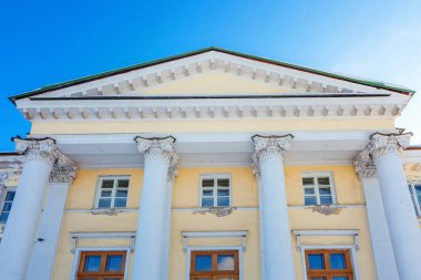 Eski model bina cephesi 