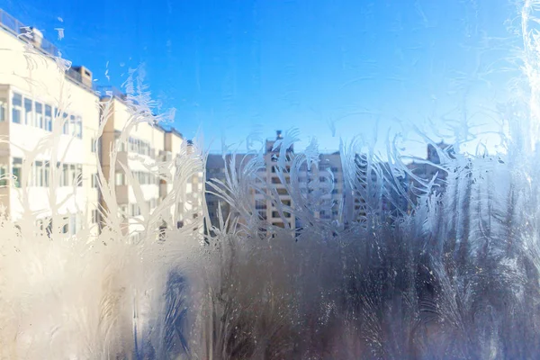 Fenêtre Hiver Congelée Avec Texture Givrée Brillante Symbole Merveilleux Noël — Photo