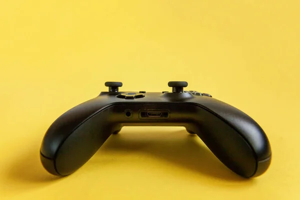 Joystick Negro Gamepad Consola Juegos Amarillo Colorido Moda Moderna Pin — Foto de Stock