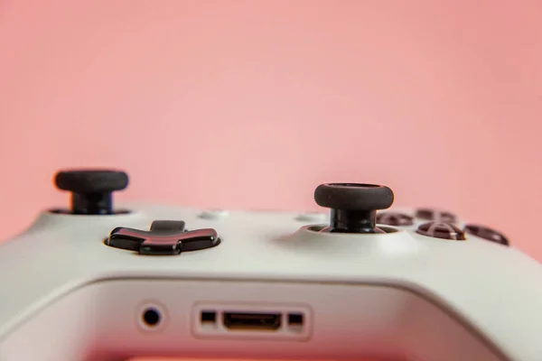 Bílá Joystick Gamepad Herní Konzole Pozadí Pin Růžové Barevné Trendy — Stock fotografie