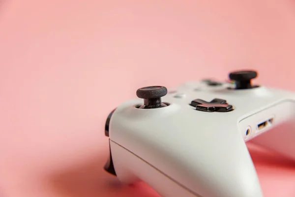 Λευκό Joystick Χειριστήριο_Παιχνιδιών Κονσόλα Παιχνιδιών Φόντο Ροζέ Πολύχρωμα Μοντέρνα Σύγχρονη — Φωτογραφία Αρχείου