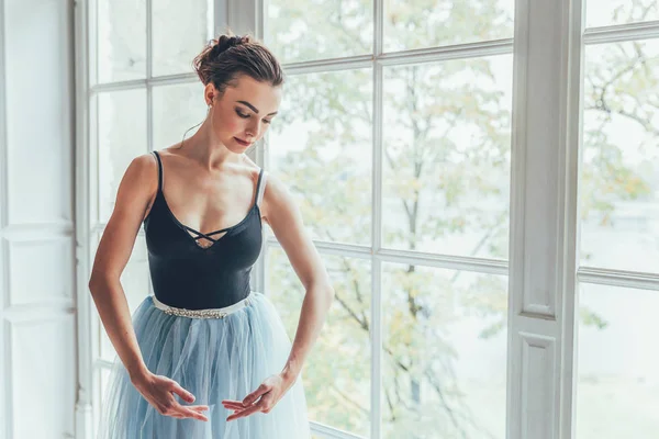 Jeune Danseuse Classique Cours Danse Belle Ballerine Gracieuse Pratique Des — Photo