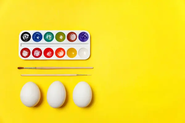 Feliz Concepto Pascua Preparación Para Las Vacaciones Huevos Decorativos Coloridas —  Fotos de Stock