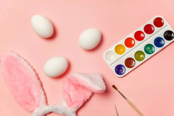 Feliz Concepto Pascua Preparación Para Las Vacaciones Huevos Decorativos Coloridas —  Fotos de Stock