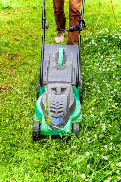 Man Cutting Green Grass Lawn Mower Backyard Gardening Country Lifestyle — Stock Photo, Image