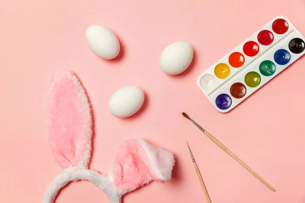 Feliz Concepto Pascua Preparación Para Las Vacaciones Huevos Decorativos Coloridas —  Fotos de Stock