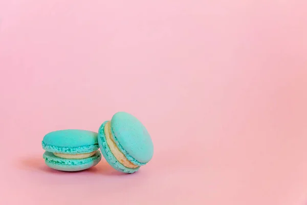 Doce Amêndoa Colorido Unicórnio Azul Macaron Bolo Sobremesa Macaroon Isolado — Fotografia de Stock