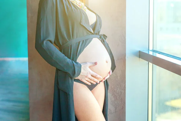 Detailní záběr těhotného břicha — Stock fotografie