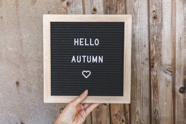 Sonbahar Arkaplanı. Ahşap arka planda 