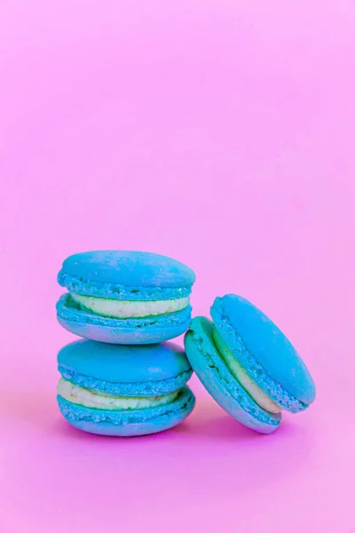 Doce Amêndoa Colorido Unicórnio Azul Macaron Bolo Sobremesa Macaroon Isolado — Fotografia de Stock