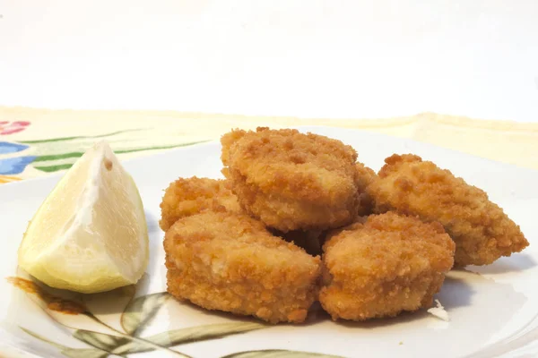 breaded chicken nuggets with packaging