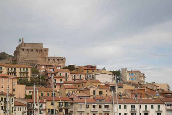 Město Porto Santo Stefano Argentario Grosseto Itálie — Stock fotografie