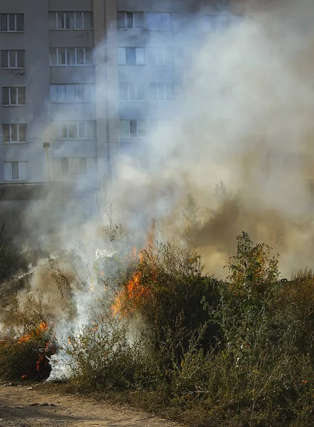fire near a residential high-rise building