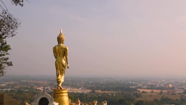 Statická Střela Goldes Stojící Buddha Wat Phra Ten Kao Noi — Stock video