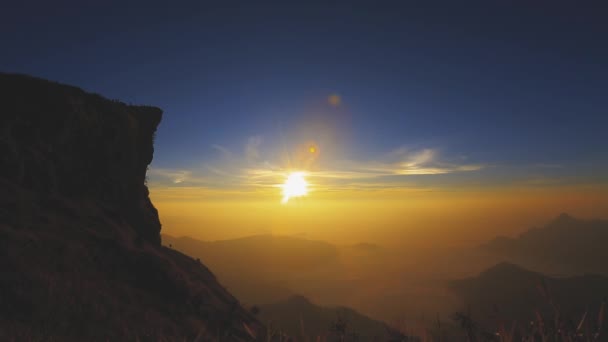 Chiang Rai Phu Chi Fah Thailand Del Bergskedja Nära Gränsen — Stockvideo