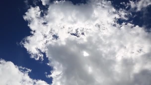 Beeldmateriaal Achtergrond Wolk Blauwe Hemel — Stockvideo