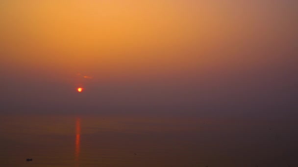 Avond Zonsondergang Uitgestrekte Zee — Stockvideo