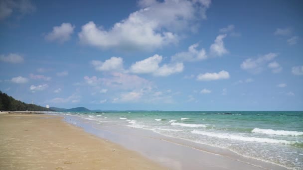 Sand Beach Turquoise Sea Sunlight Blue Sky — Stock Video