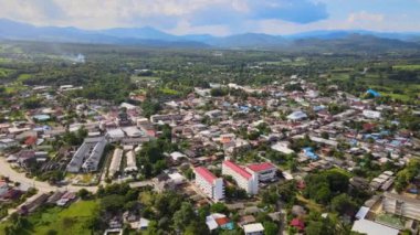 Şehir manzarası yukarıdan, Kuzey Tayland.
