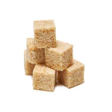 beyaz izole kahverengi şeker kamışı küpleri