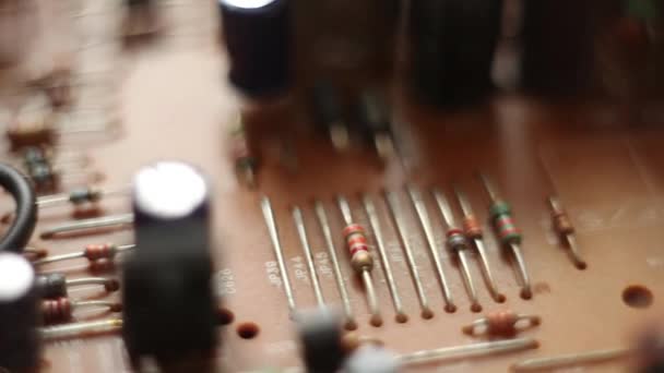 Detail einer elektronischen Leiterplatte — Stockvideo