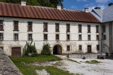 Roncesvalles Santiago yolda hacılar hosteli cephe. Navarra İspanya
