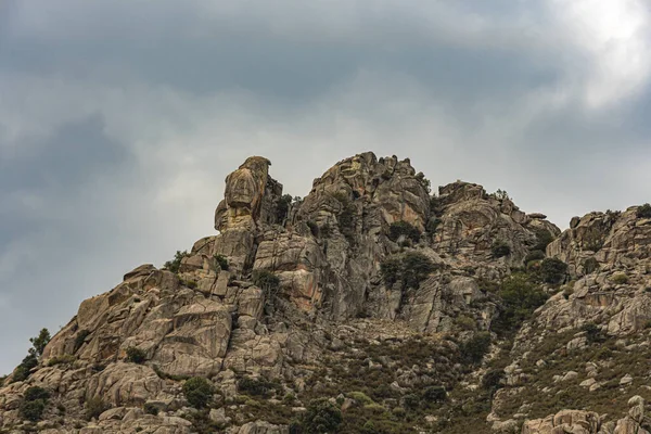 Skály v pohoří Guadarrama. Madrid Španělsko — Stock fotografie