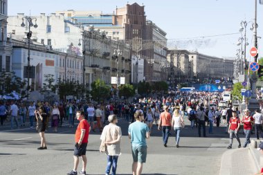 Şampiyonlar Ligi final Kiev, Ukrayna - 26 Mayıs 2018: fanlar kameralar haber