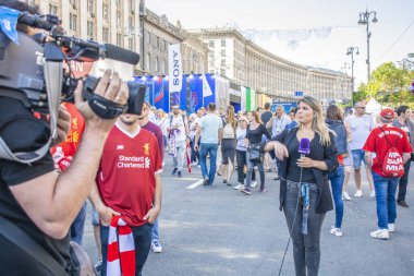 Şampiyonlar Ligi final Kiev, Ukrayna - 26 Mayıs 2018: fanlar kameralar haber