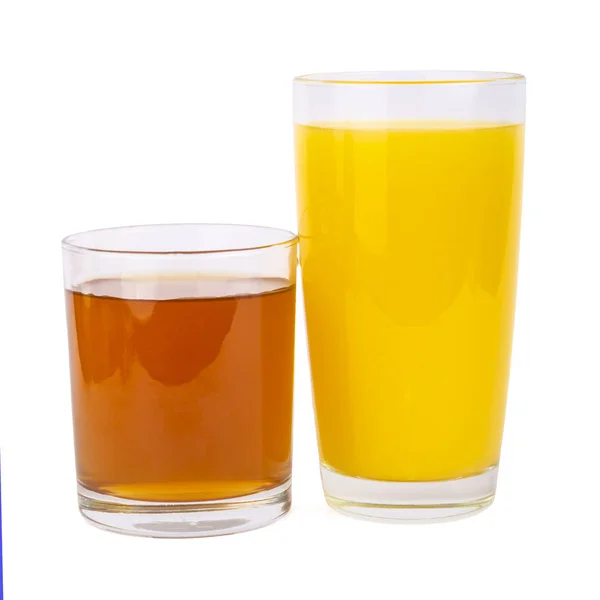 Zwei Transparente Gläser Mit Frischem Orangen Und Apfelsaft Isoliert Auf — Stockfoto
