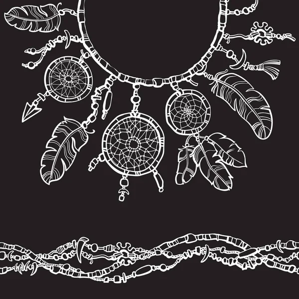 Boho design dreamcatcher estilo para camisetas de colarinho. Fronteira sem costura de contas . —  Vetores de Stock