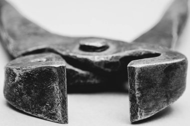 Çivi - eski metal pense çekerek için Araçlar.