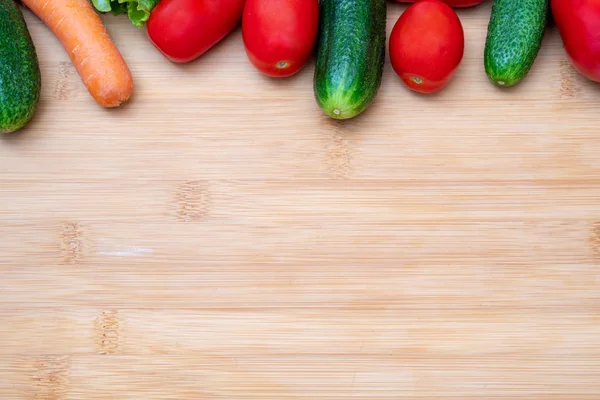 Hortalizas Lechuga Tomate Pepino Cebolla Zanahoria — Foto de Stock