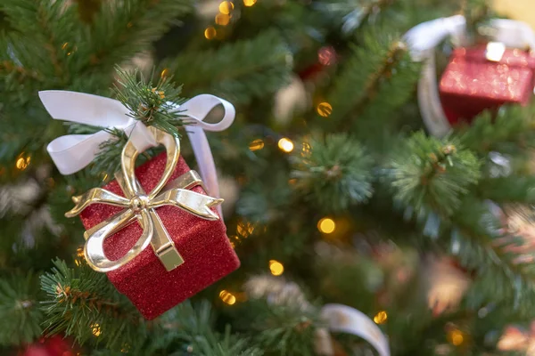 Tannenbaum Mit Dekoration — Stockfoto