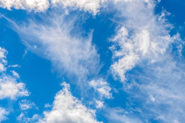 Nuvole Bianche Cielo Blu — Foto Stock