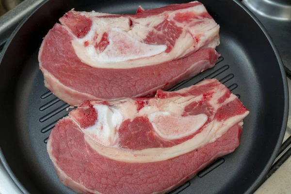 Carne de bovino de peito no osso . — Fotografia de Stock